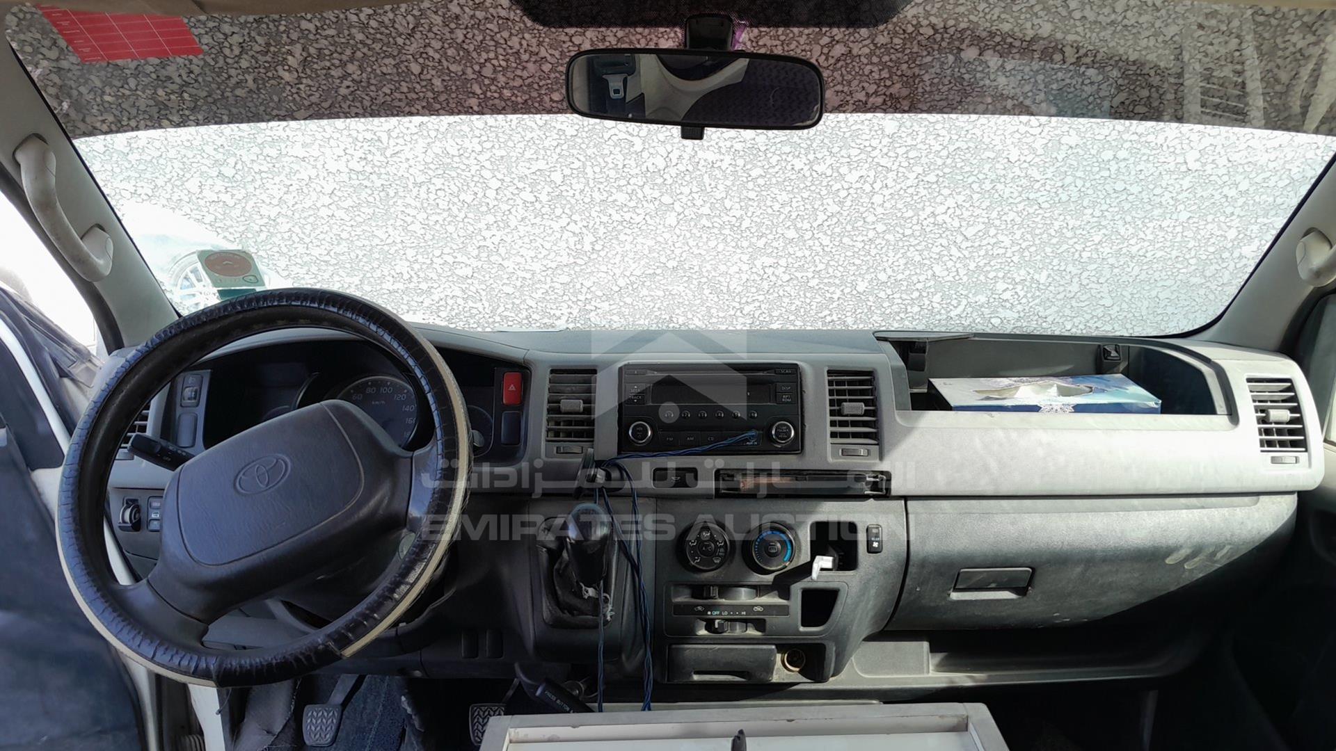 2011 TOYOTA HIACE VIN: JTGJX02P5B5022045