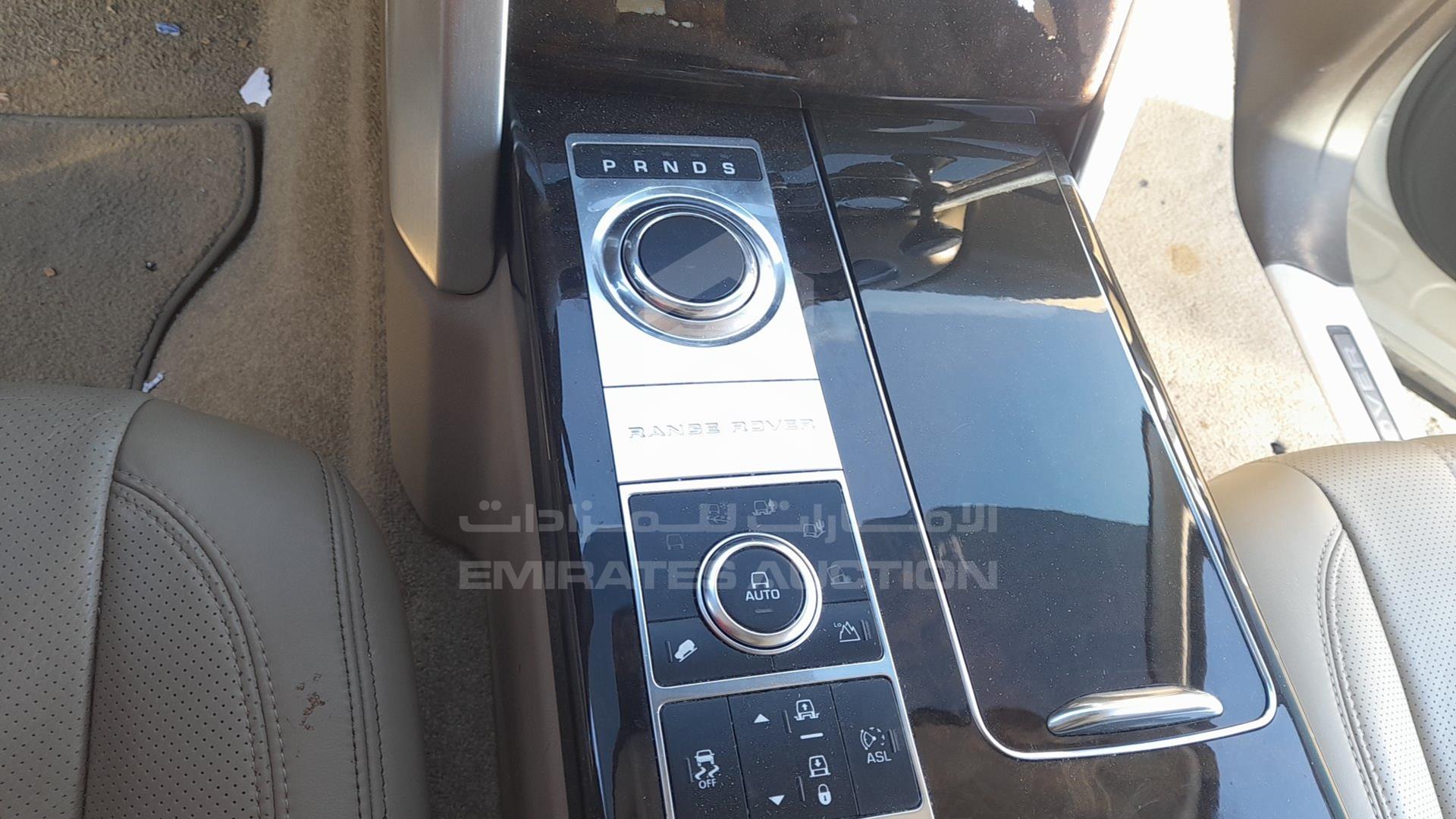 2014 RANGE ROVER VOGUE VIN: SALGA2EFXEA136165
