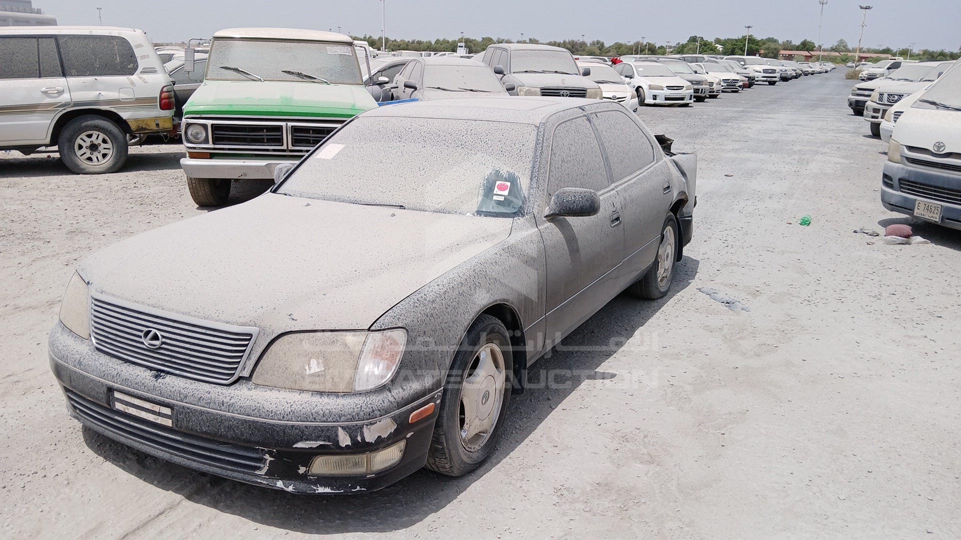 2000 LEXUS LS400 VIN: JT8BH28F0Y0176465