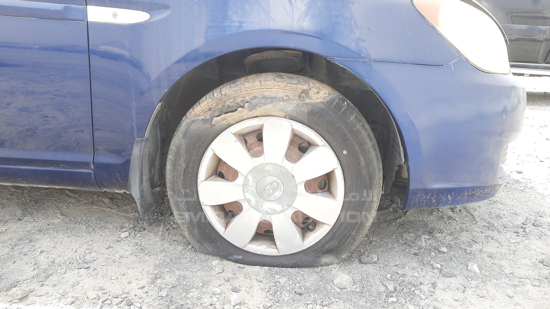 2008 HYUNDAI ACCENT VIN: KMHCM41C08U179996