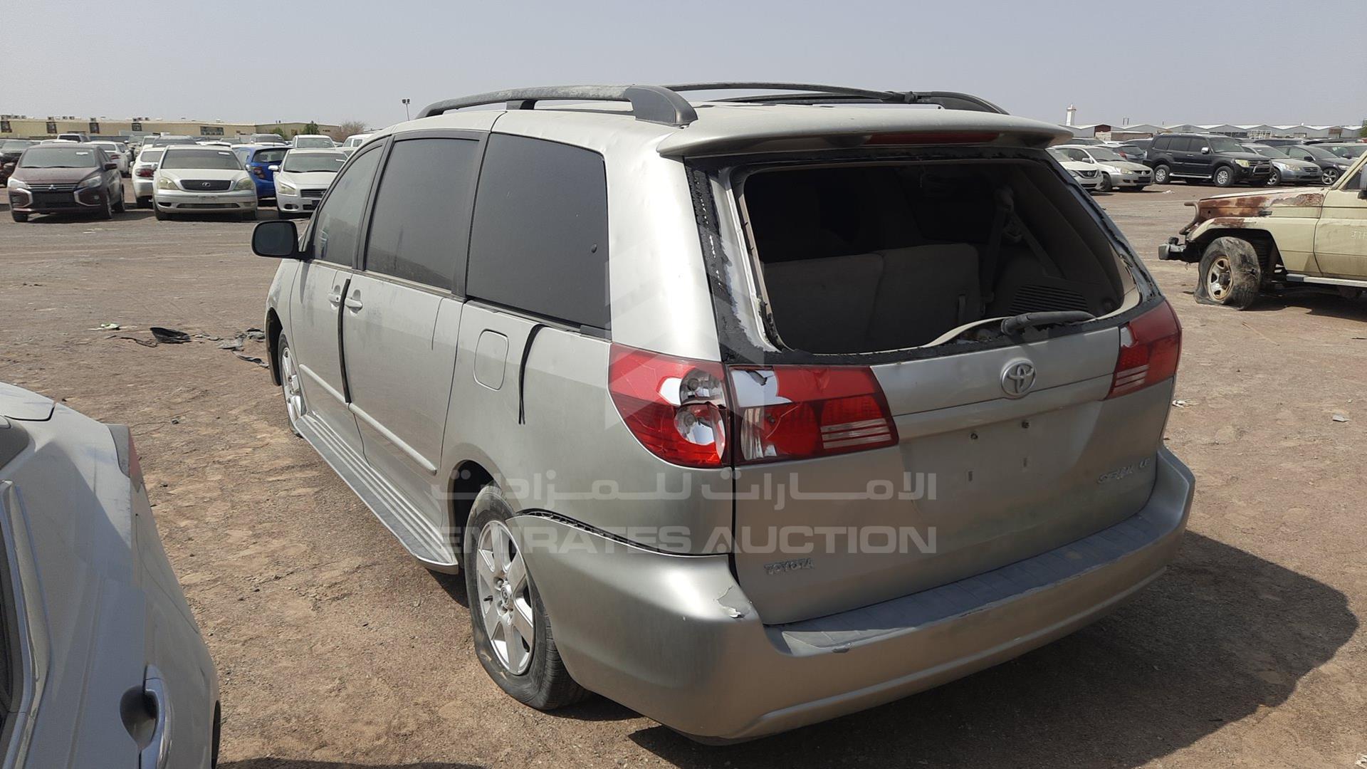 2004 TOYOTA SIENNA VIN: 5TDZA23C84S110061