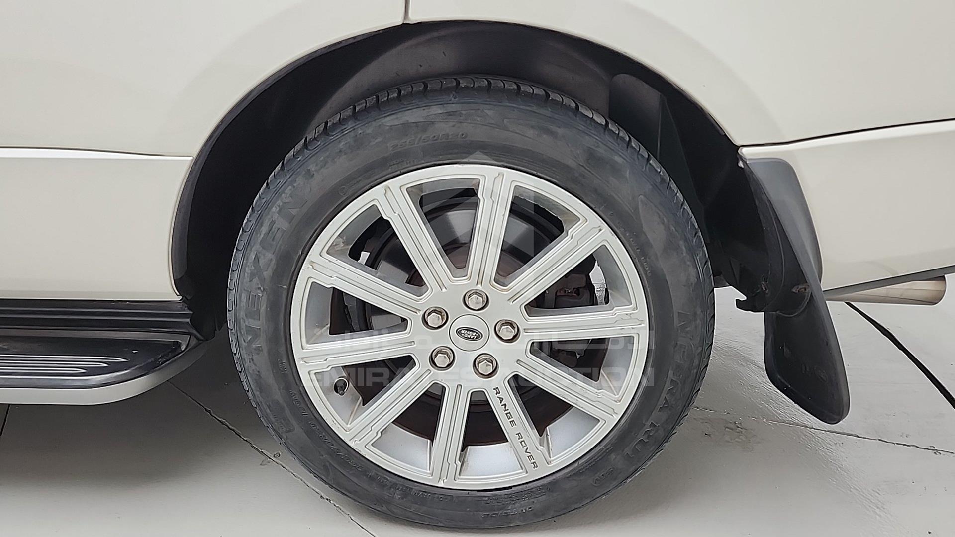 2010 RANGE ROVER VOGUE VIN: SALLMAME4AA317299