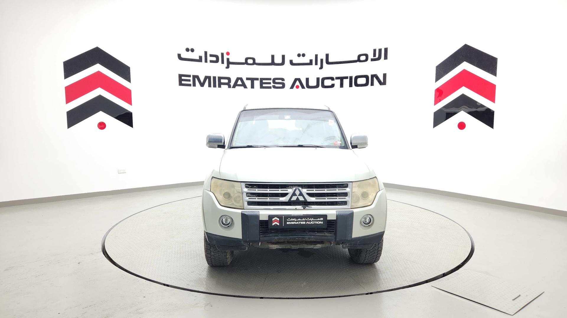 2009 MITSUBISHI PAJERO VIN: JMYLRV93W9J703606