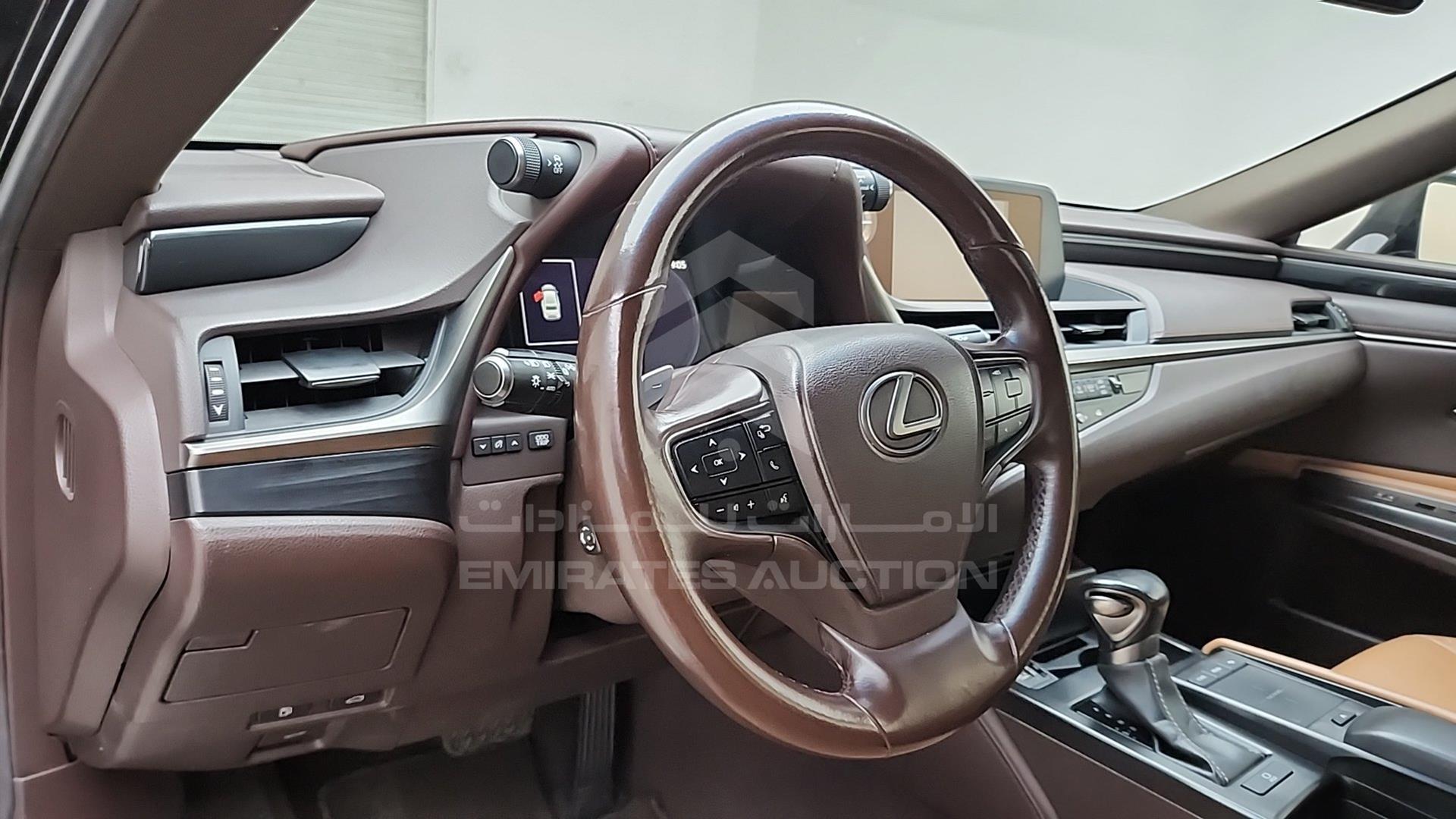 2019 LEXUS ES 350 VIN: JTHBZ1B1XK2005352