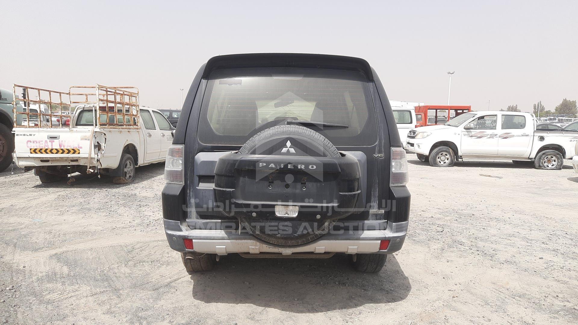2008 MITSUBISHI PAJERO VIN: JMYLRV93W8J730399