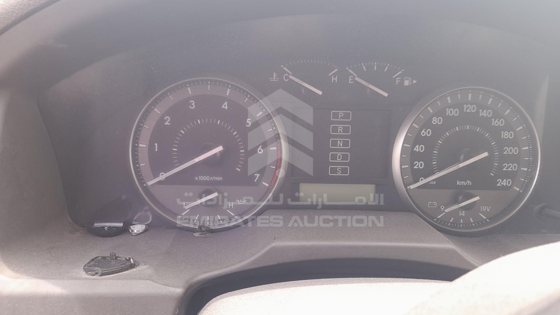 2013 TOYOTA LAND CRUISER VIN: JTMDU09J1D4063740