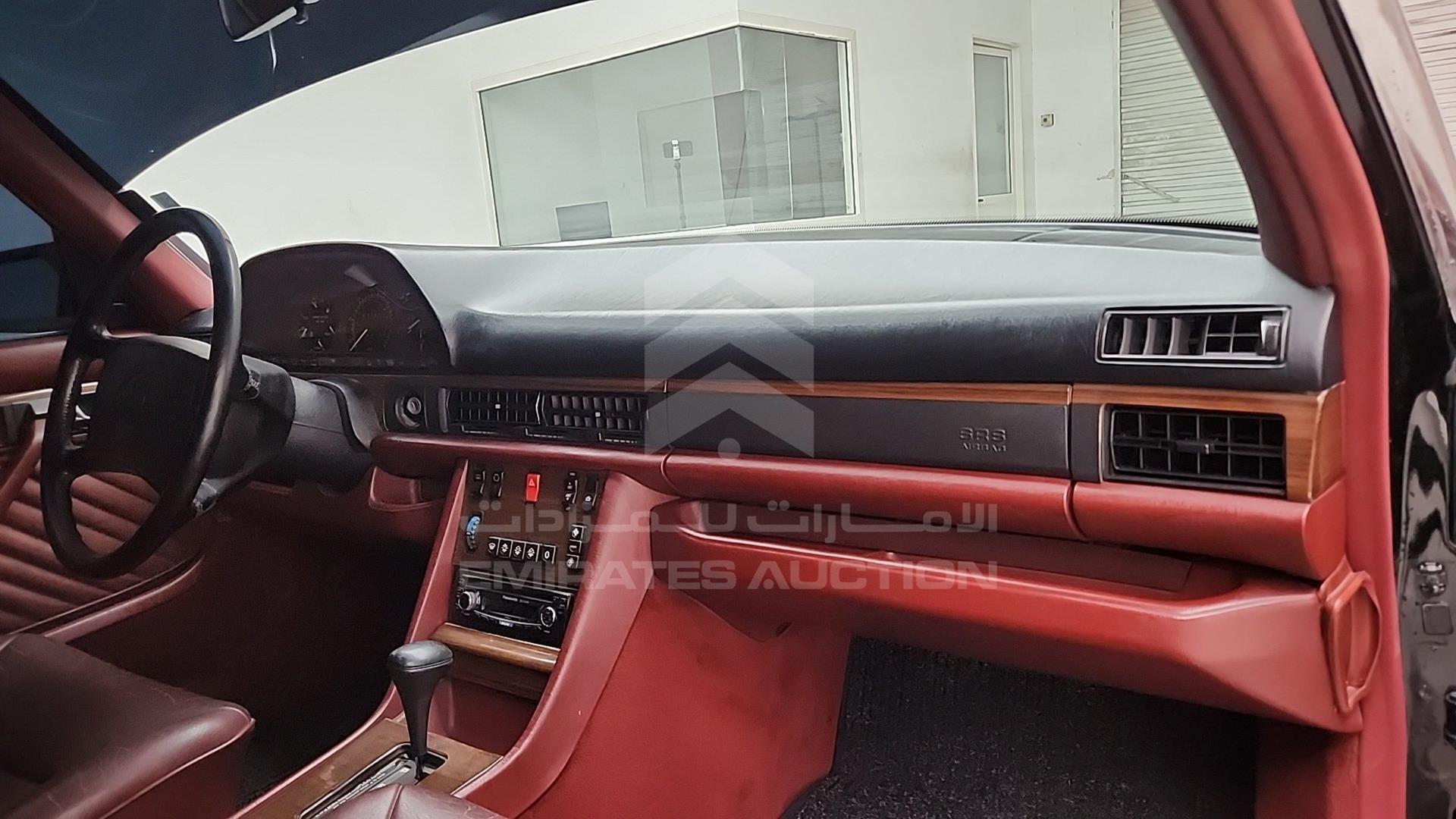 1989 MERCEDES SEL 300 VIN: WDBCA25E2KA466194