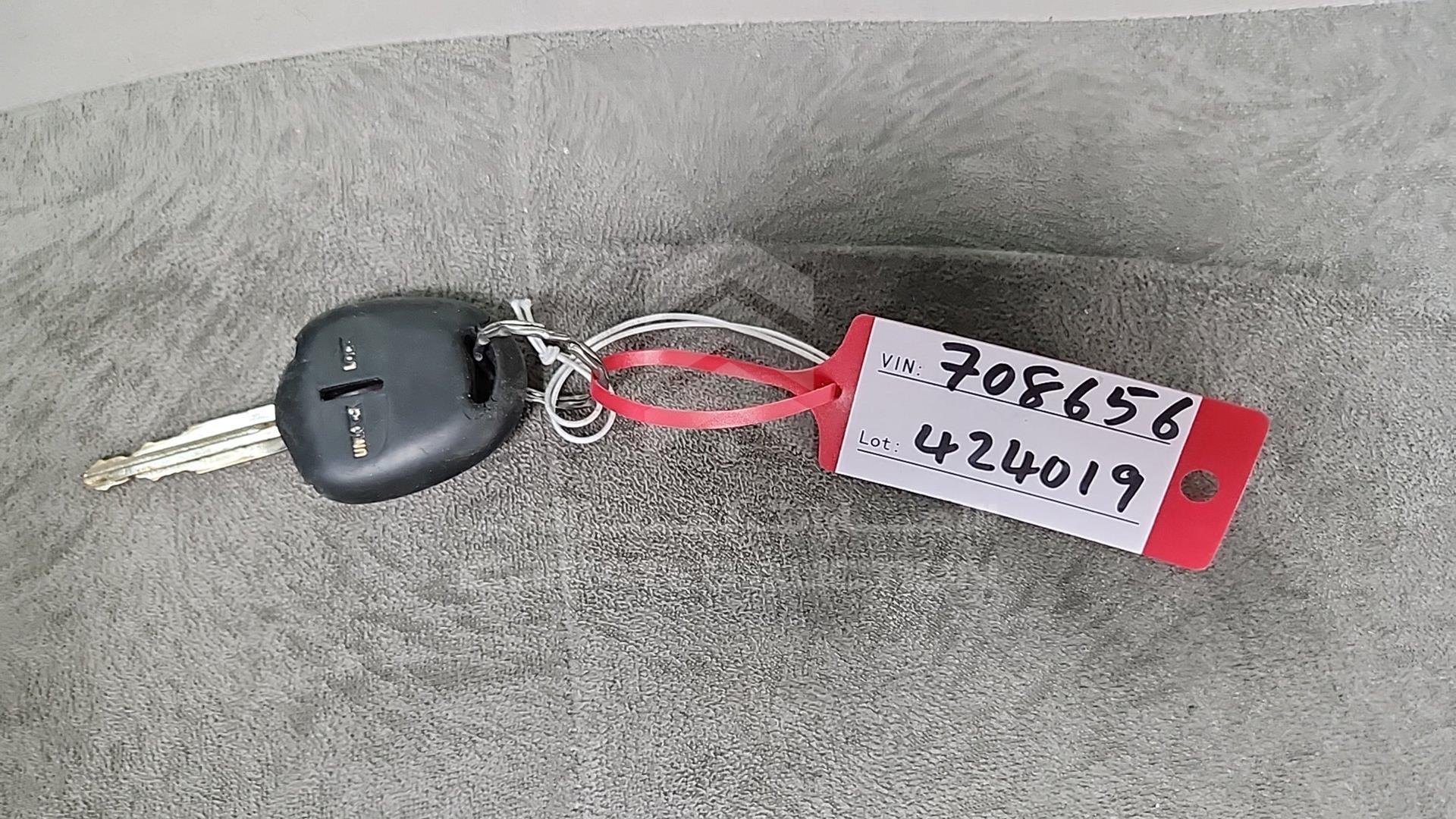 2007 MITSUBISHI PAJERO VIN: JMYLRV93W7J708656