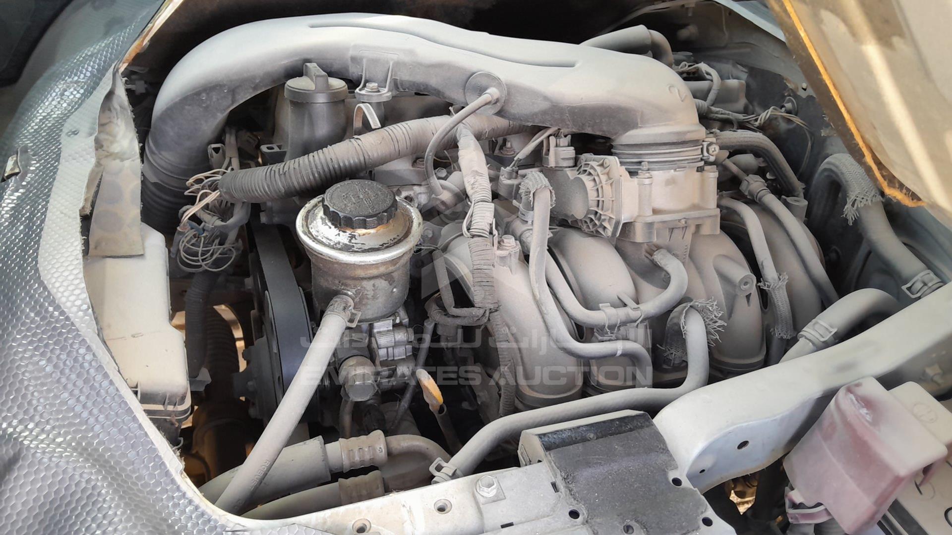 2010 TOYOTA HIACE VIN: JTGJX02P2A0029093