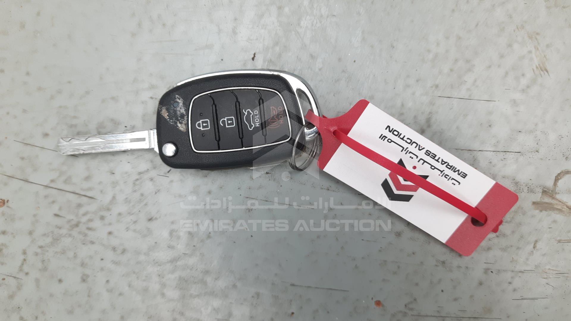 2019 HYUNDAI SONATA VIN: 5NPE24AF3KH786795