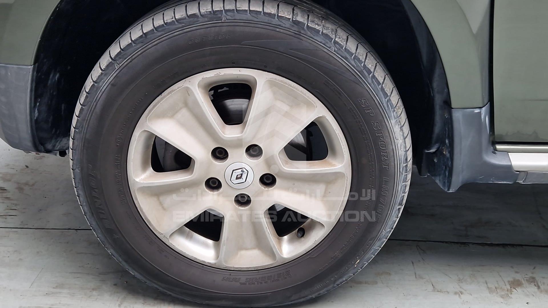2015 RENAULT DUSTER VIN: VF1HSRCA8FA523905