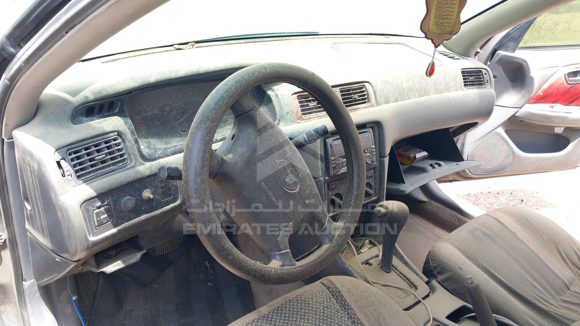 2000 TOYOTA CAMRY VIN: 4T1BG22K5YU740156