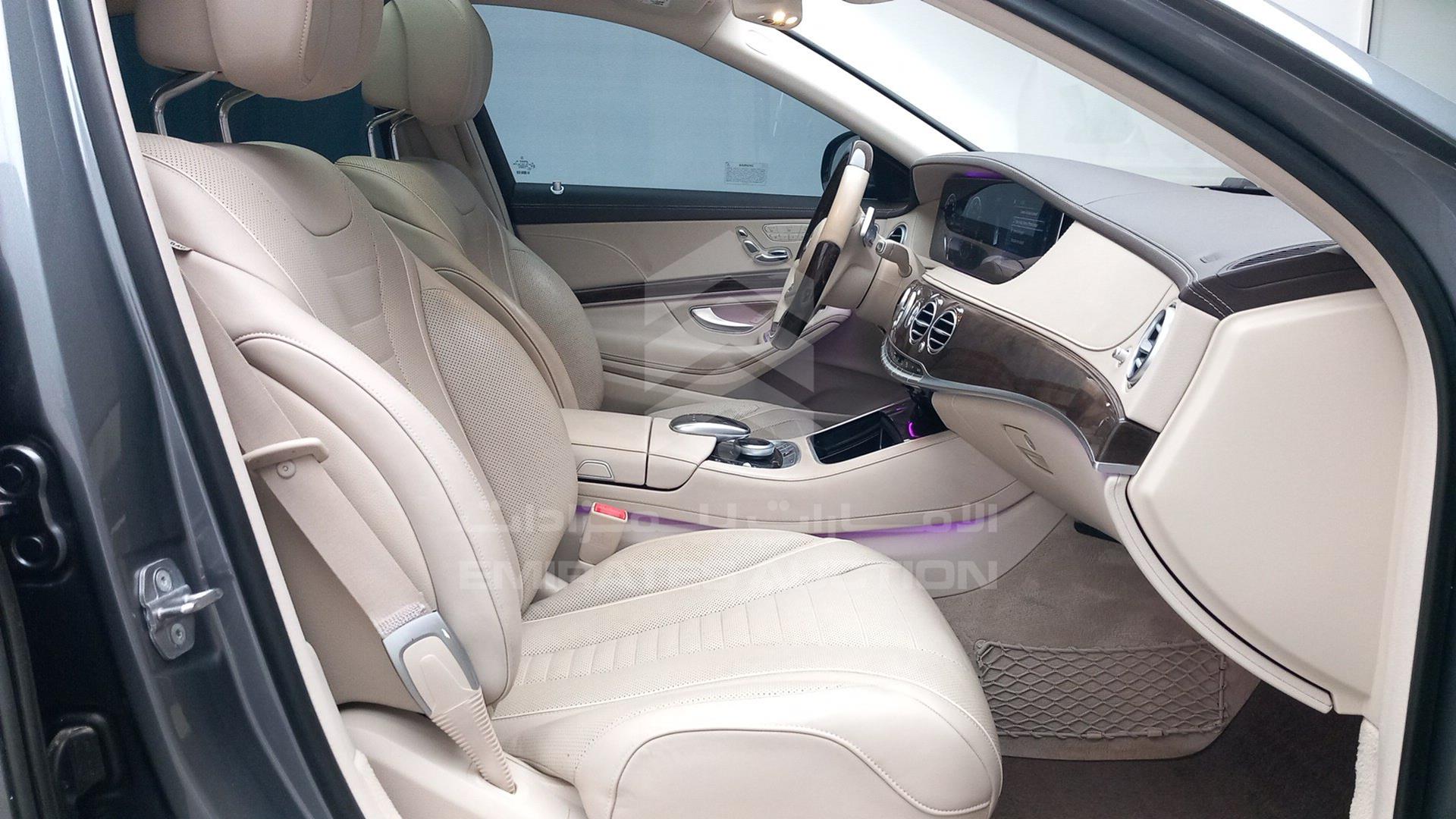 2020 MERCEDES S 560 VIN: WDDUG8GB3LA522144