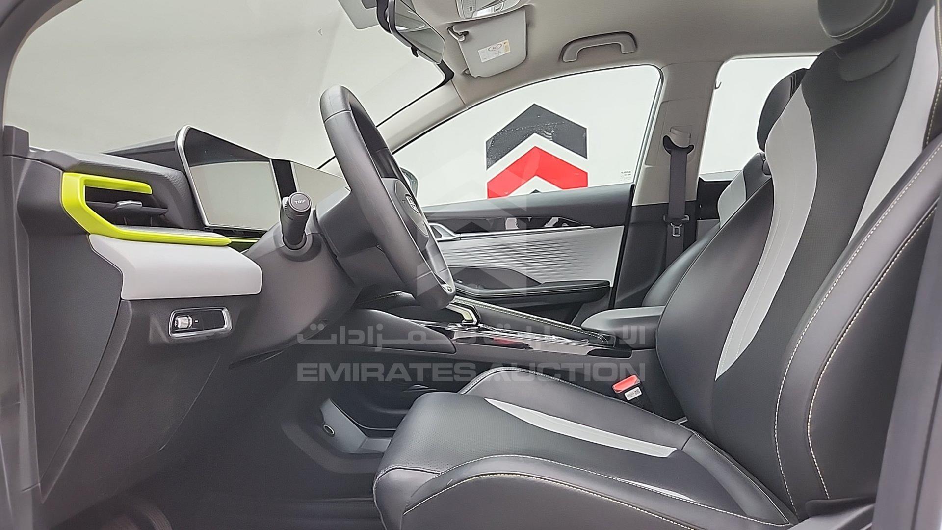 2024 GEELY COOLRAY VIN: LB3762KZ0RX505373