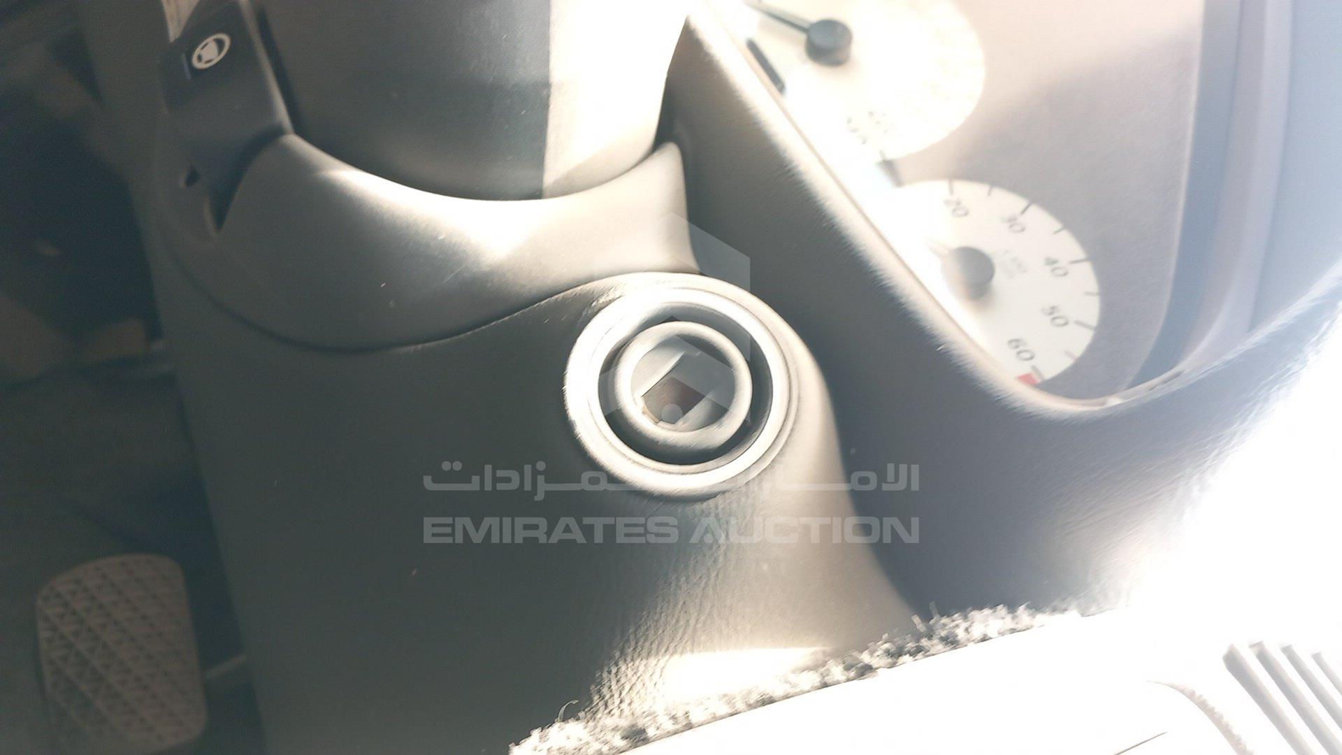 0 MERCEDES --- VIN: WDB2083651F024839