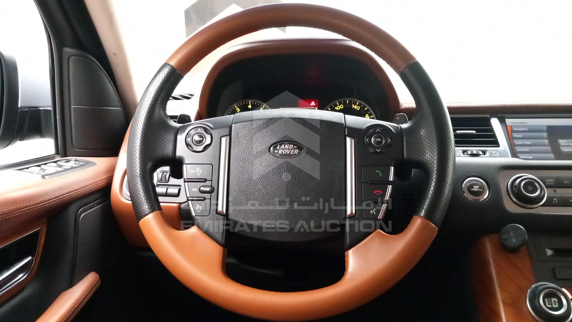 2011 RANGE ROVER SPORT VIN: SALLSAAD4BA298420