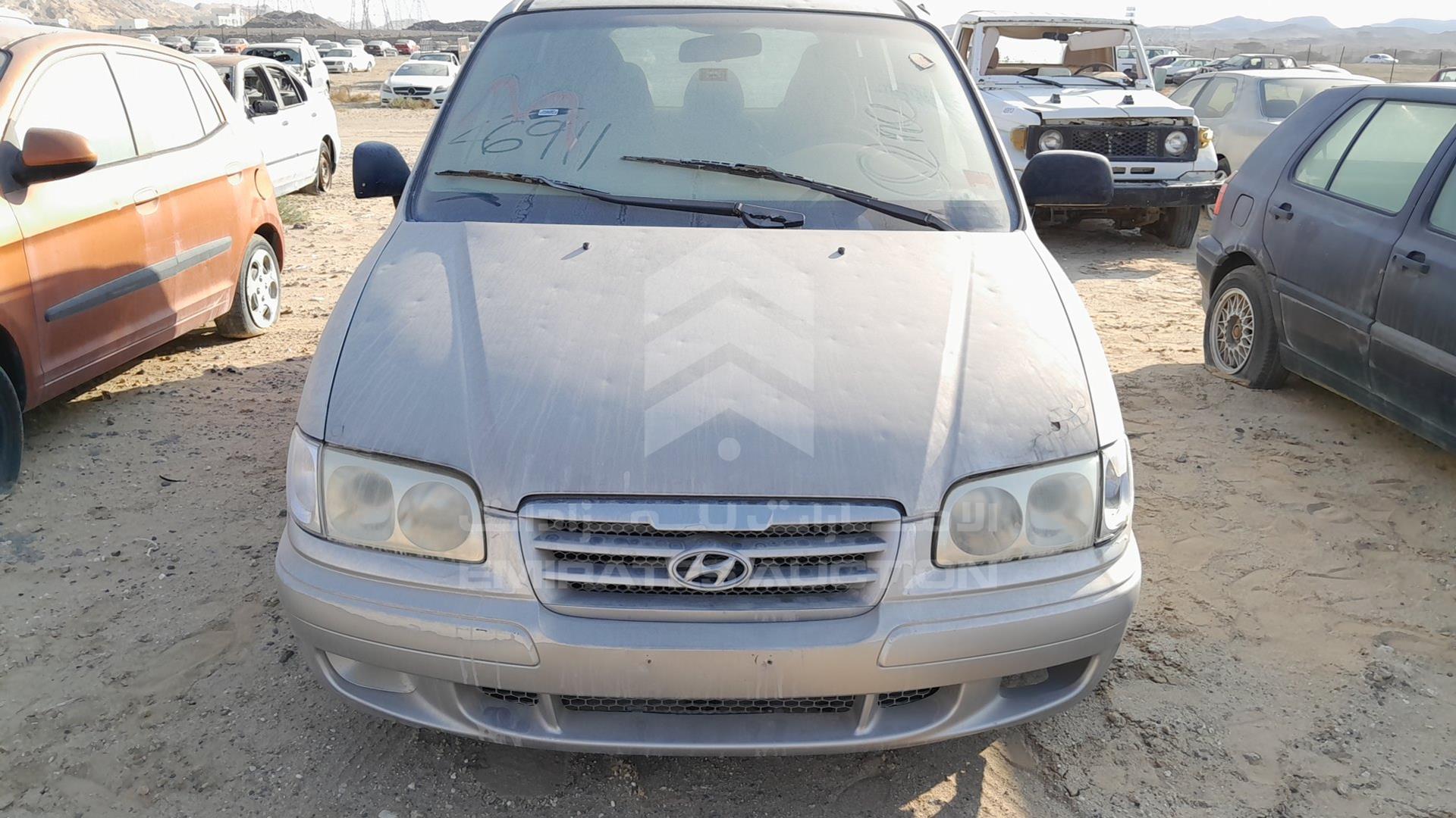 2006 HYUNDAI TRAJET VIN: KMHMG81C56U289569