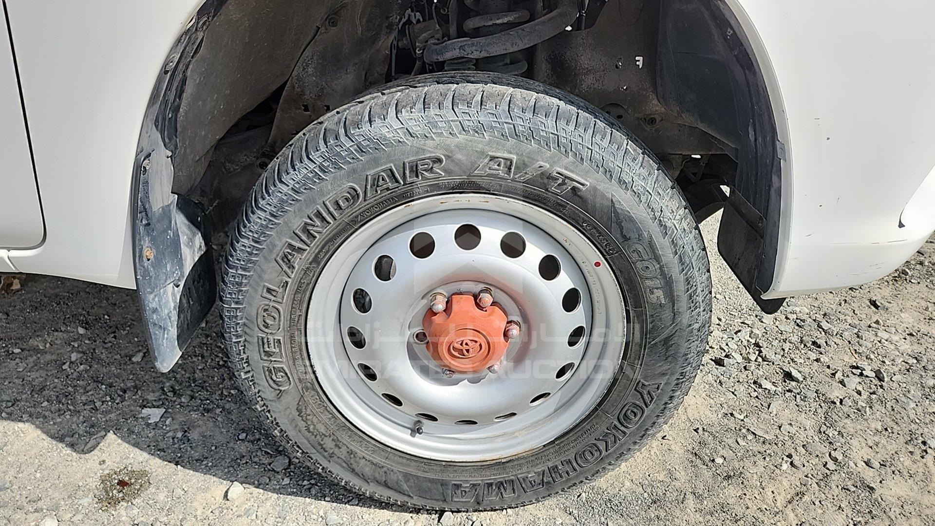 2019 TOYOTA HILUX VIN: MR0DX9CD2K2636430