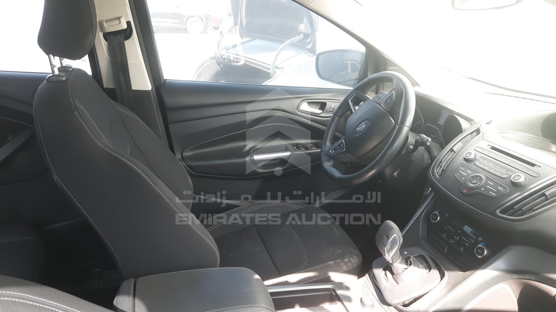 2019 FORD ESCAPE VIN: WF0BM4AF5KVR85373