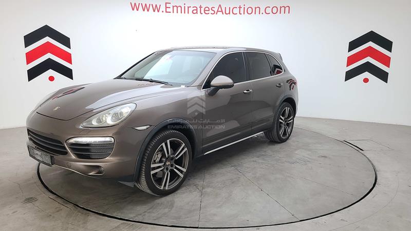 WP1ZZZ92ZCLA40283 2012 Porsche Cayenne S photo 2