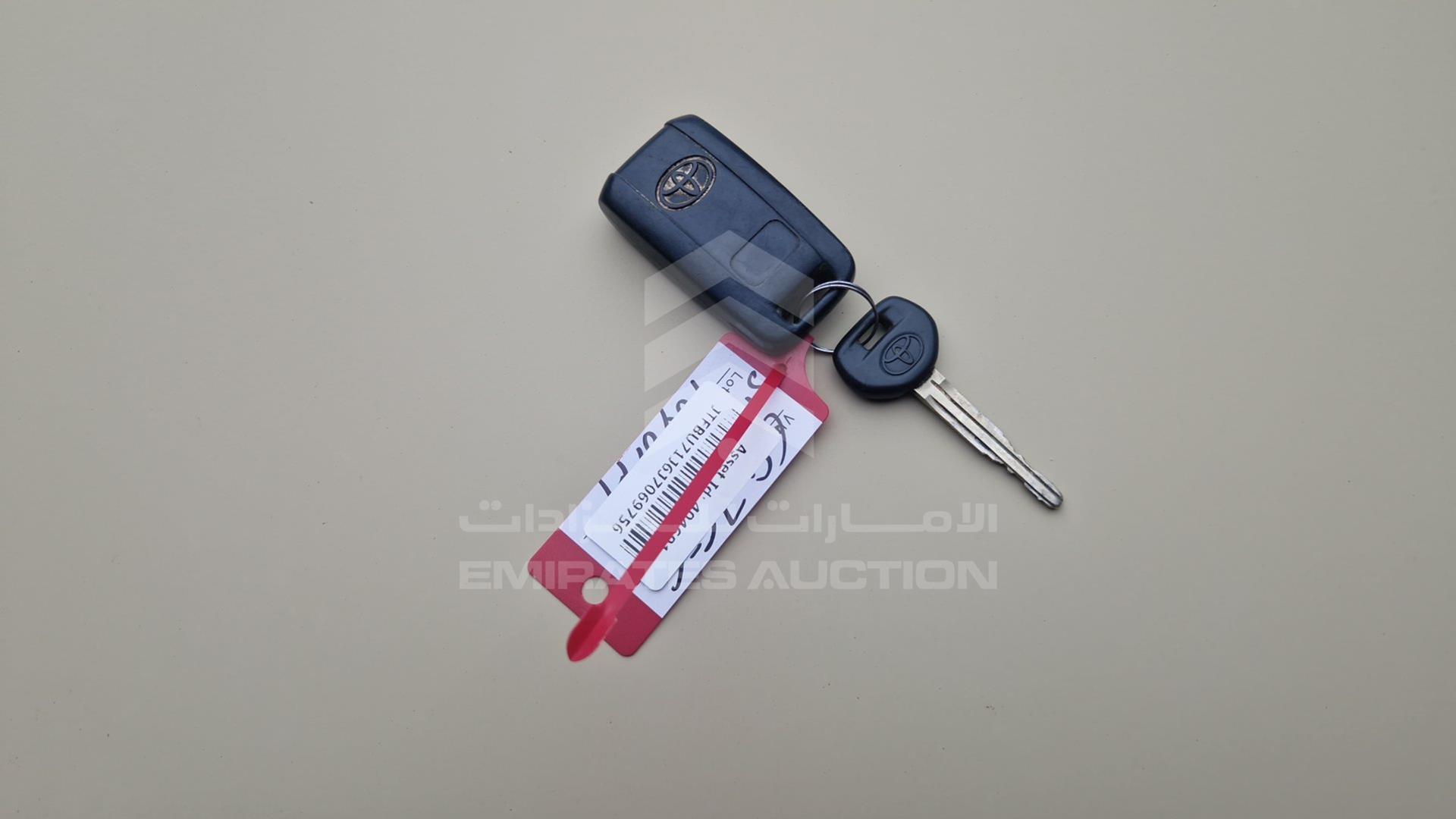 2018 TOYOTA LAND CRUISER VIN: JTFBU71J6J7069756