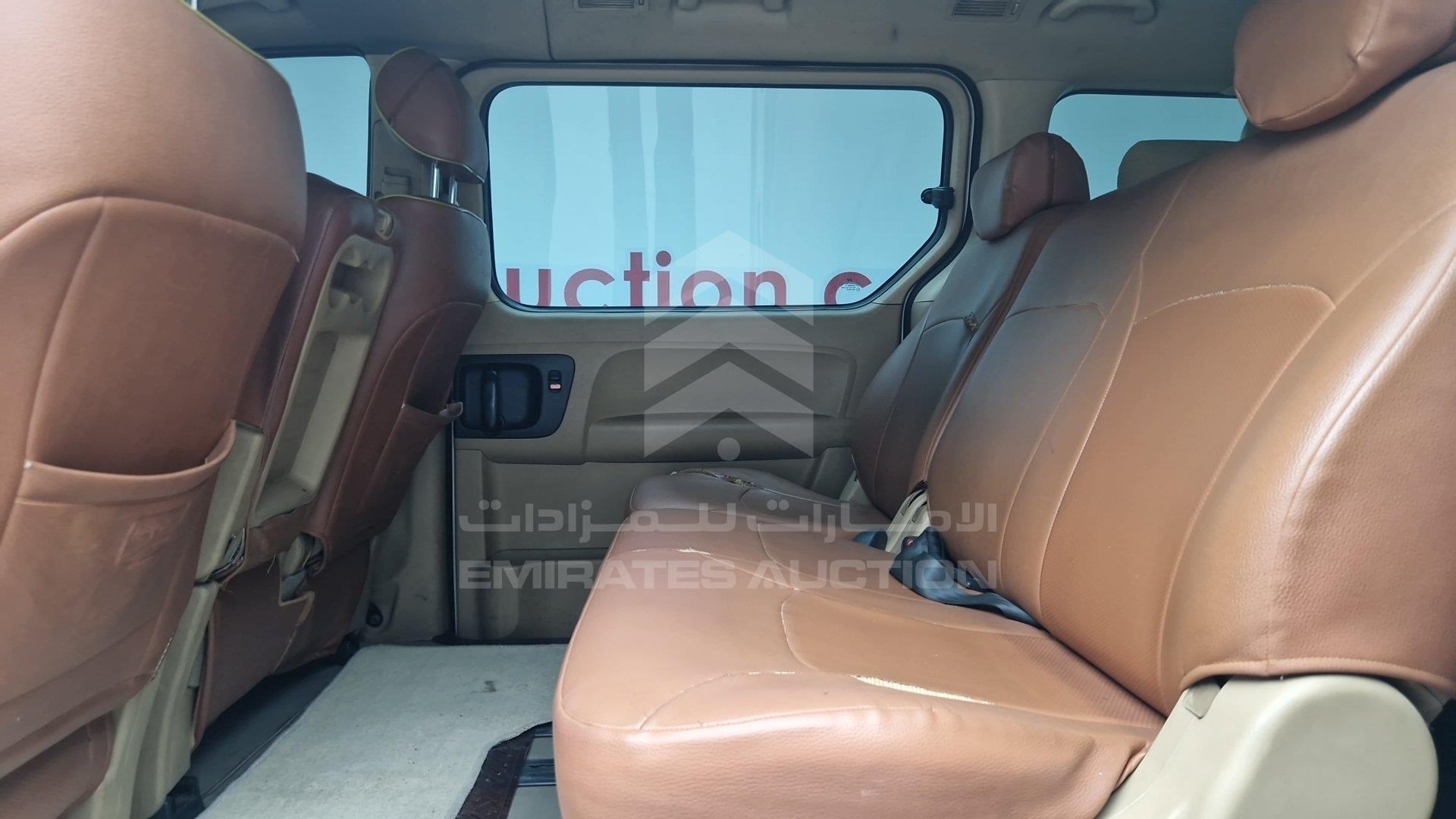KMHWH81R6CU371221 - 2012 Hyundai H1 - #506067