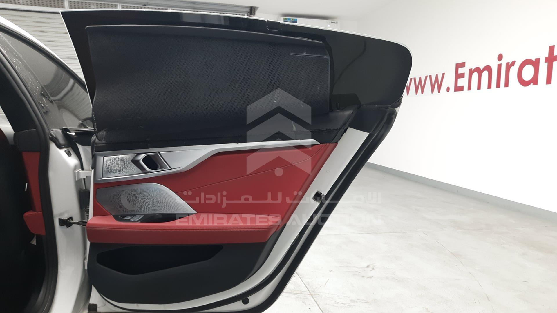 2020 BMW 840 VIN: WBAGV2A04LCE07560