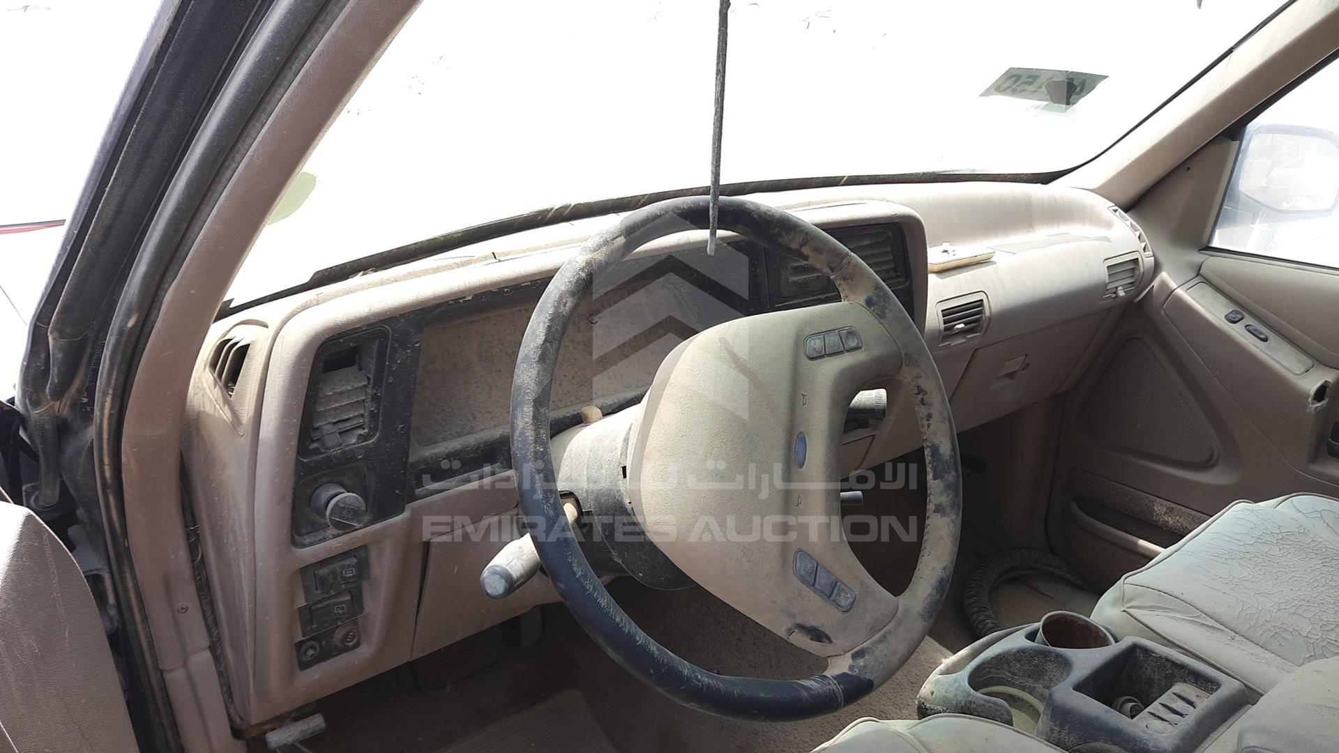 1994 FORD EXPLORER VIN: 1FMDU34X6RUA68674