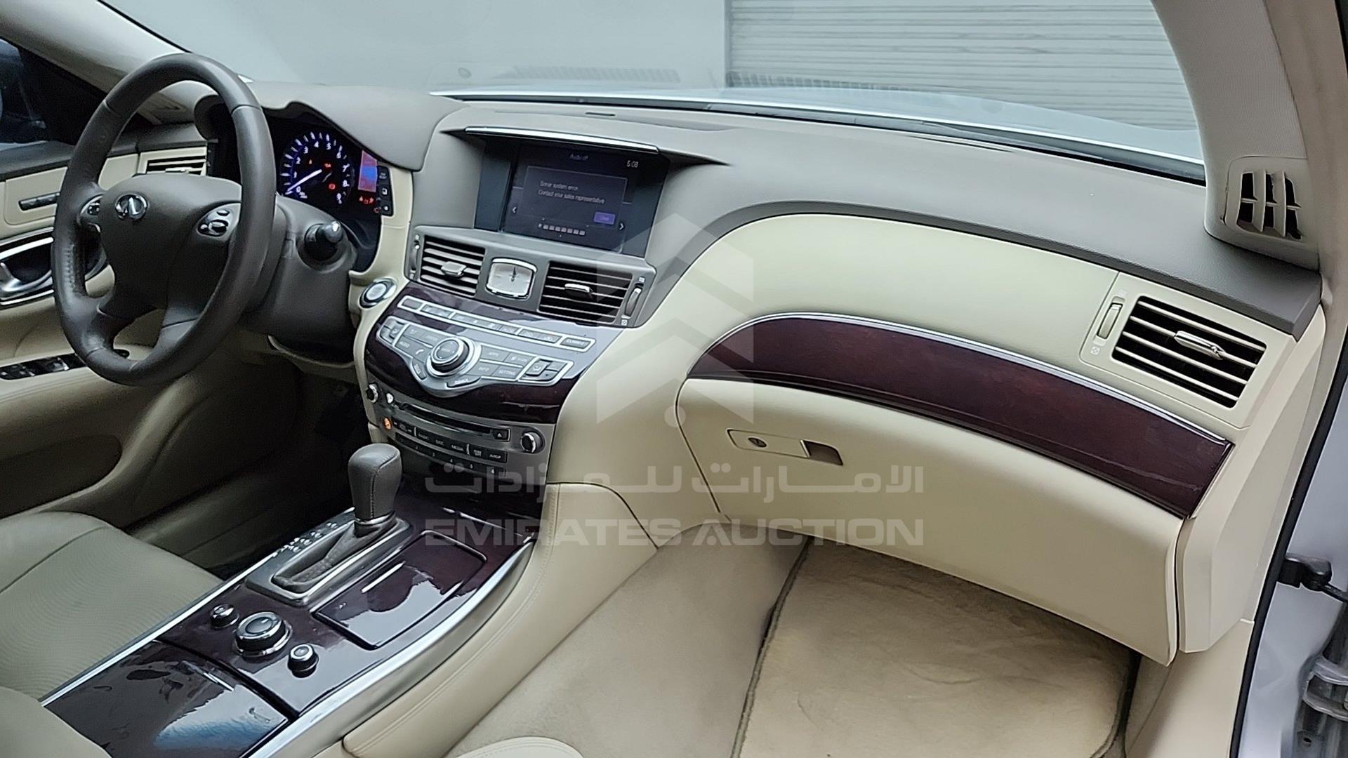 2018 INFINITI Q70 VIN: JNKBY1AP9JM370178