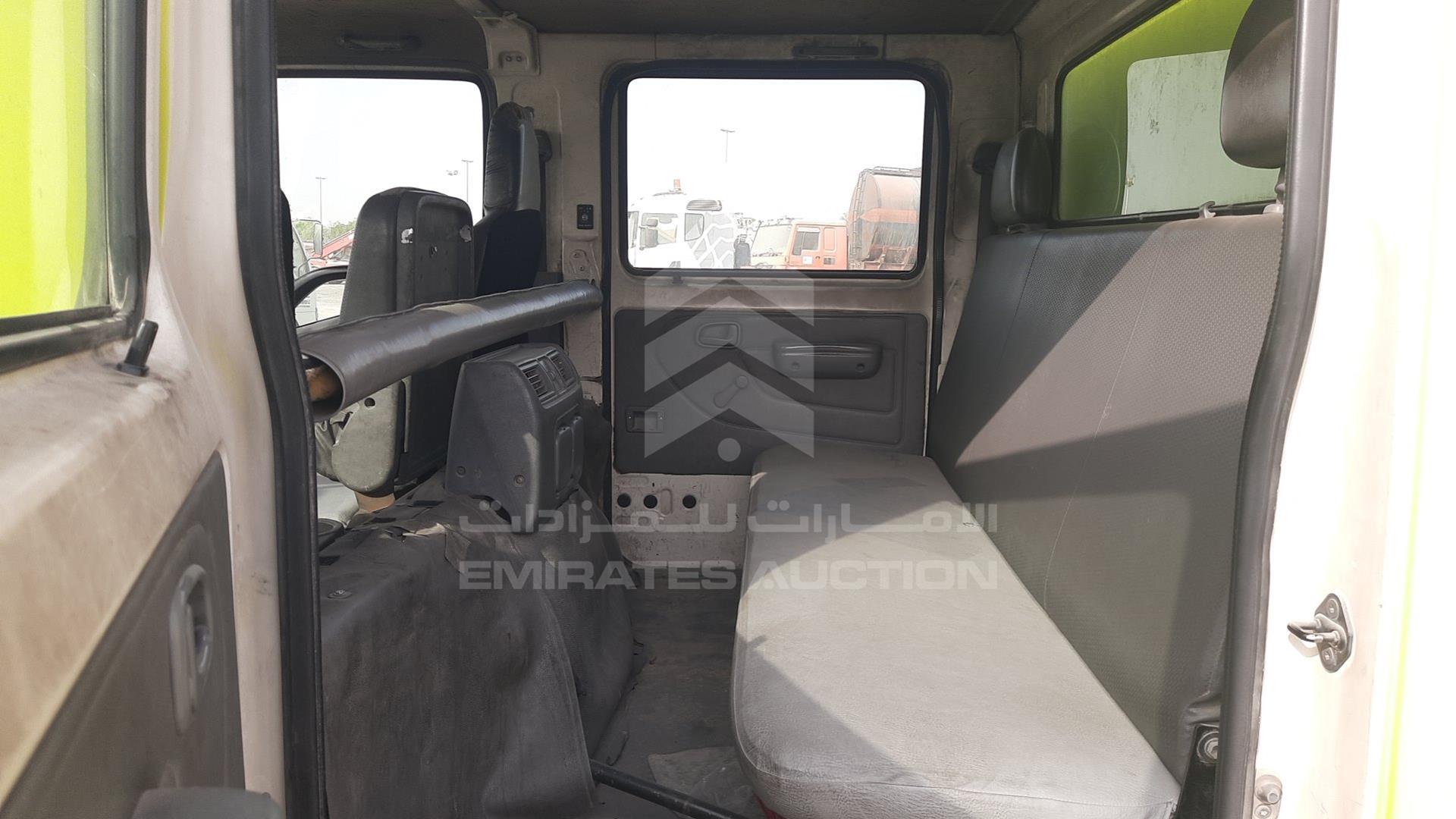 2015 HINO 300 VIN: JHHLCK1H9FK008287