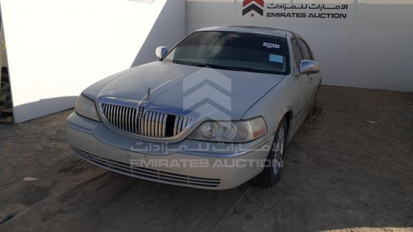 Lincoln Town Car 2006 1LNHM83V96Y635852 Image 27