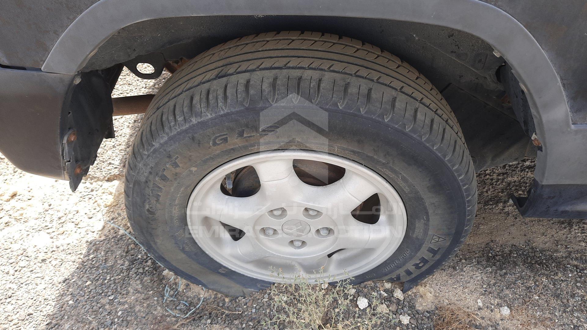 0 MITSUBISHI --- VIN: H56A5222093
