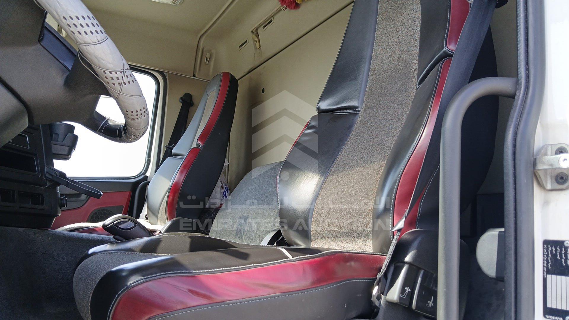 2015 VOLVO FMX 370 VIN: YV2XM30D3FA772265