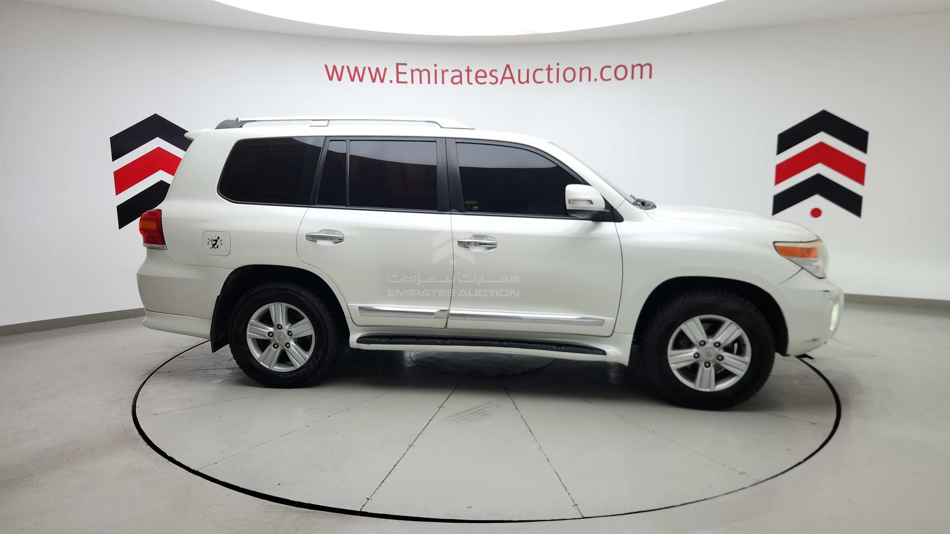 2014 TOYOTA LAND CRUISER VIN: JTMHX09J9E5043076