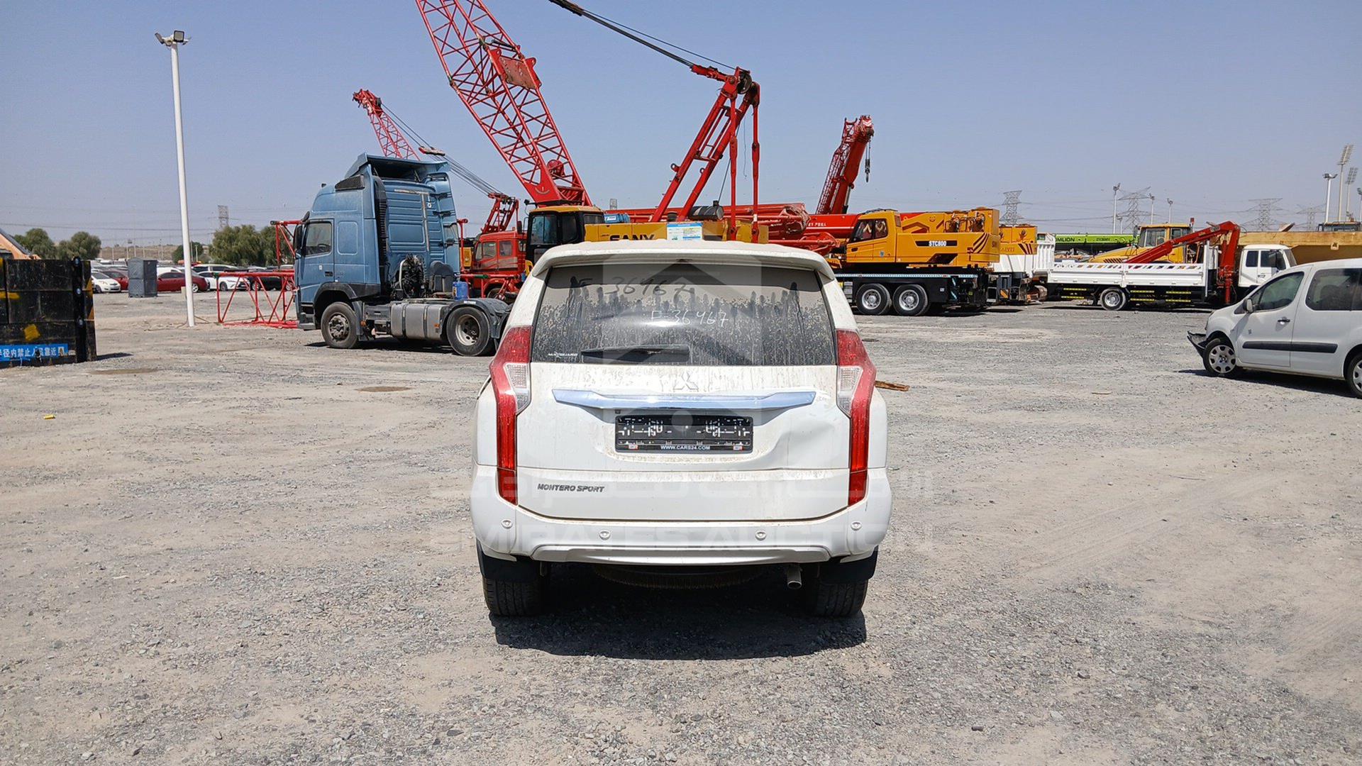 2019 MITSUBISHI MONTERO VIN: MMEMC71X7KH011480