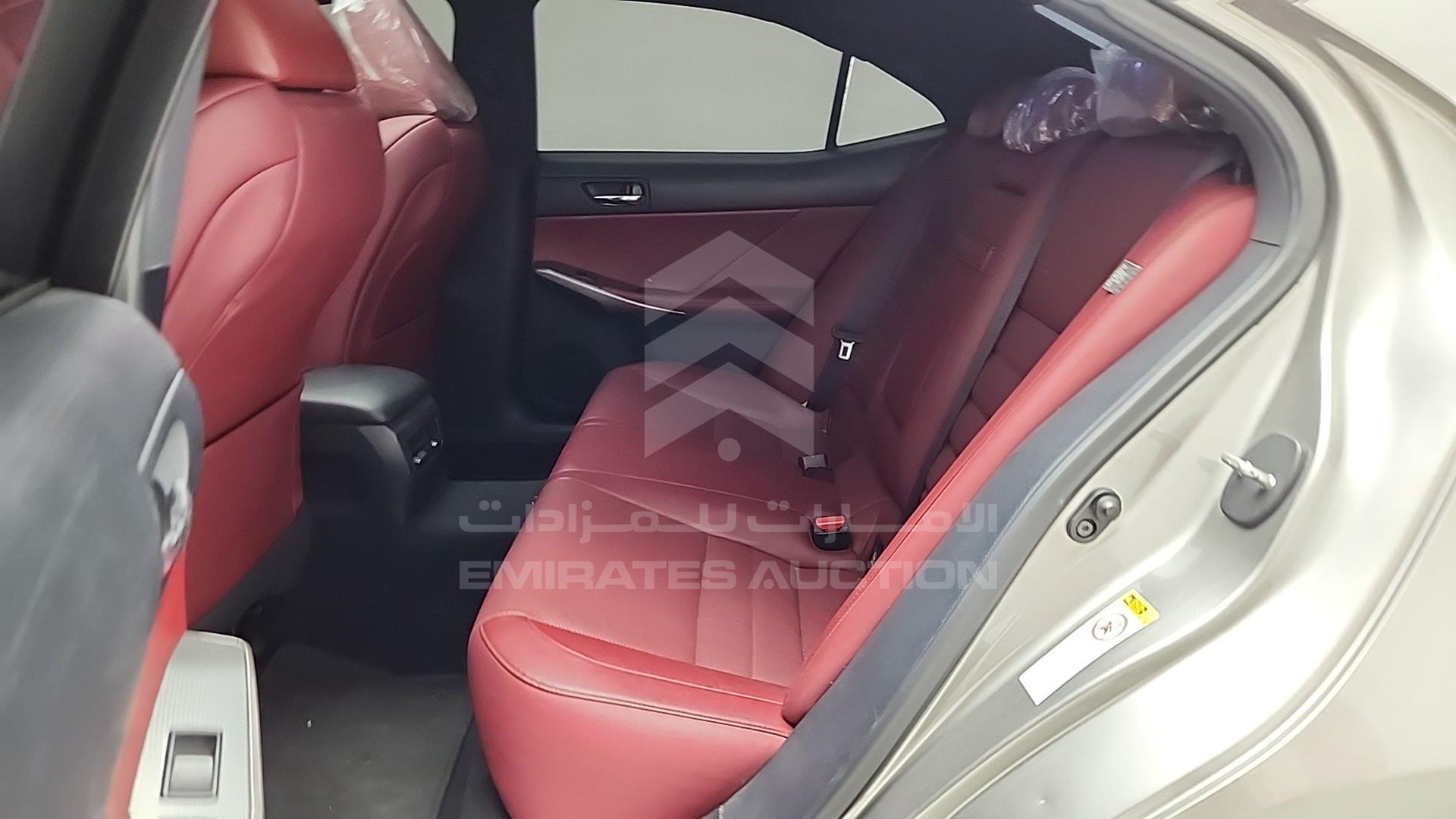 2016 LEXUS IS300 VIN: JTHCM1D23G5013307