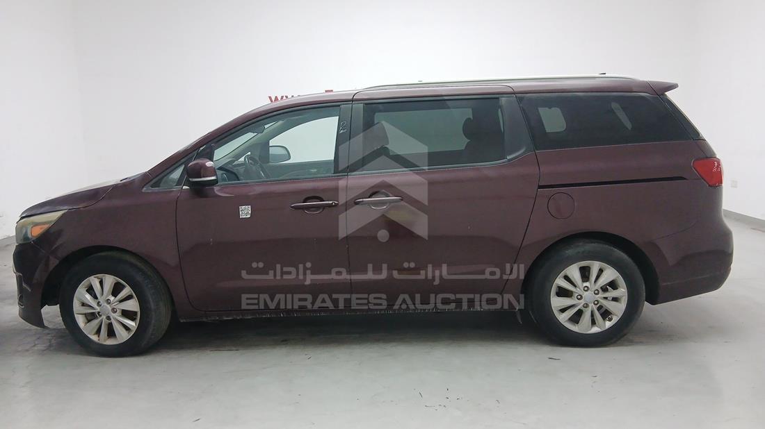2015 Kia Sedona — Front Left Angle — Photo 10