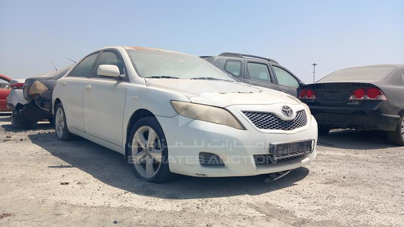 6T1BE42K8BX744228 Auction: EmiratesAuction Lot: 408520 6T1BE42K8BX744228 Toyota Camry 2011 WHITE Photo 11