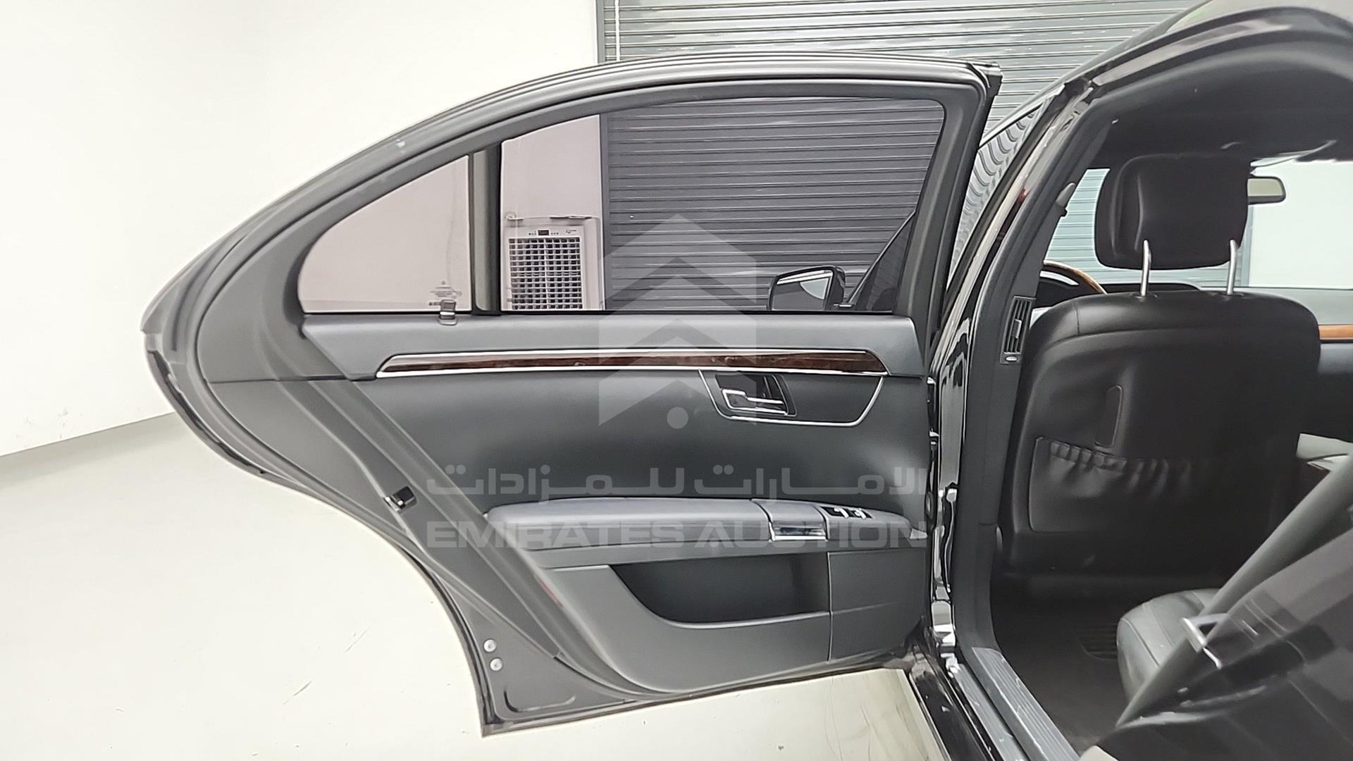 2011 MERCEDES S 350 VIN: WDDNG7BB3BA404700