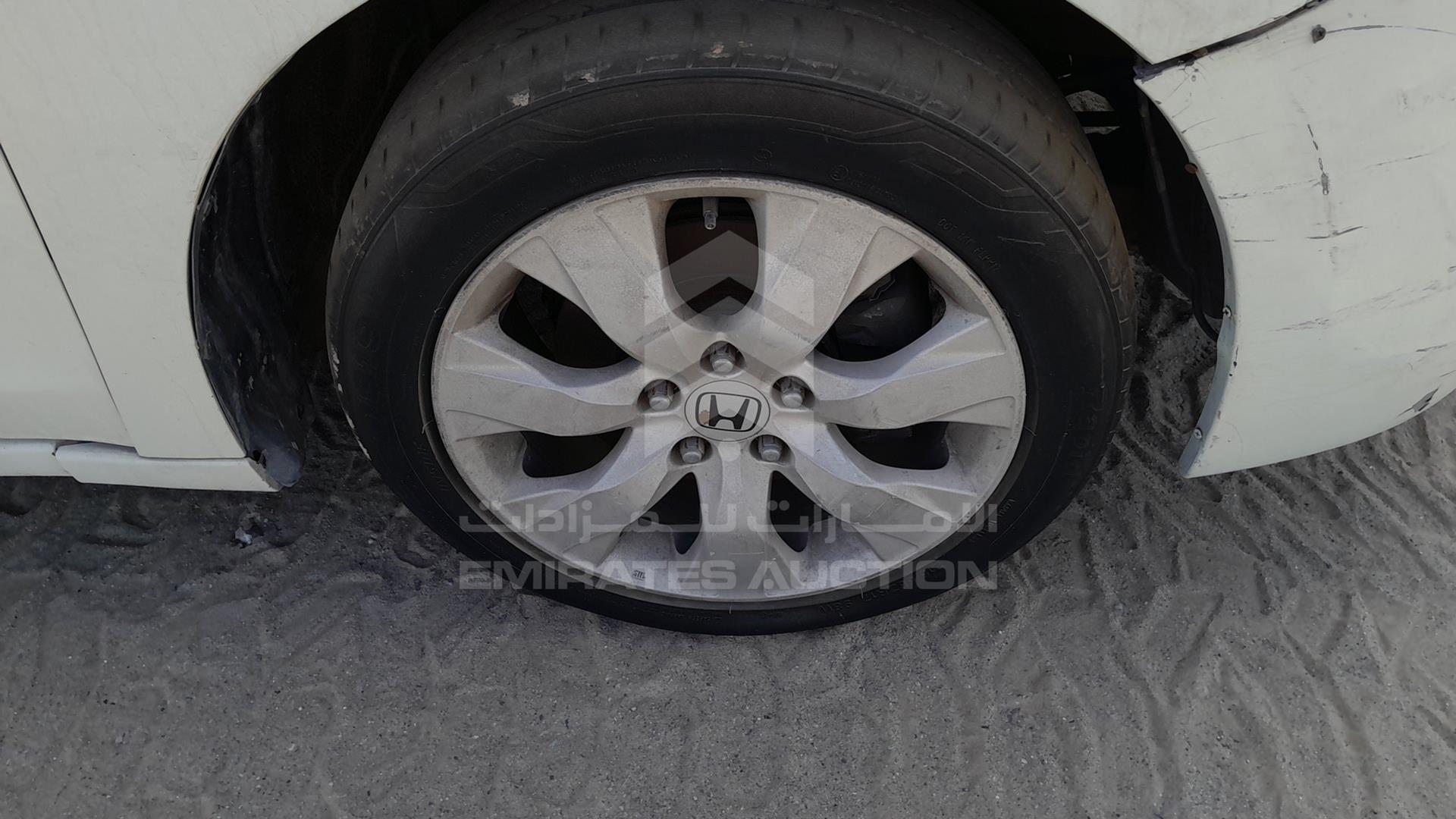 2008 HONDA ACCORD VIN: JHMCP267X8C412475
