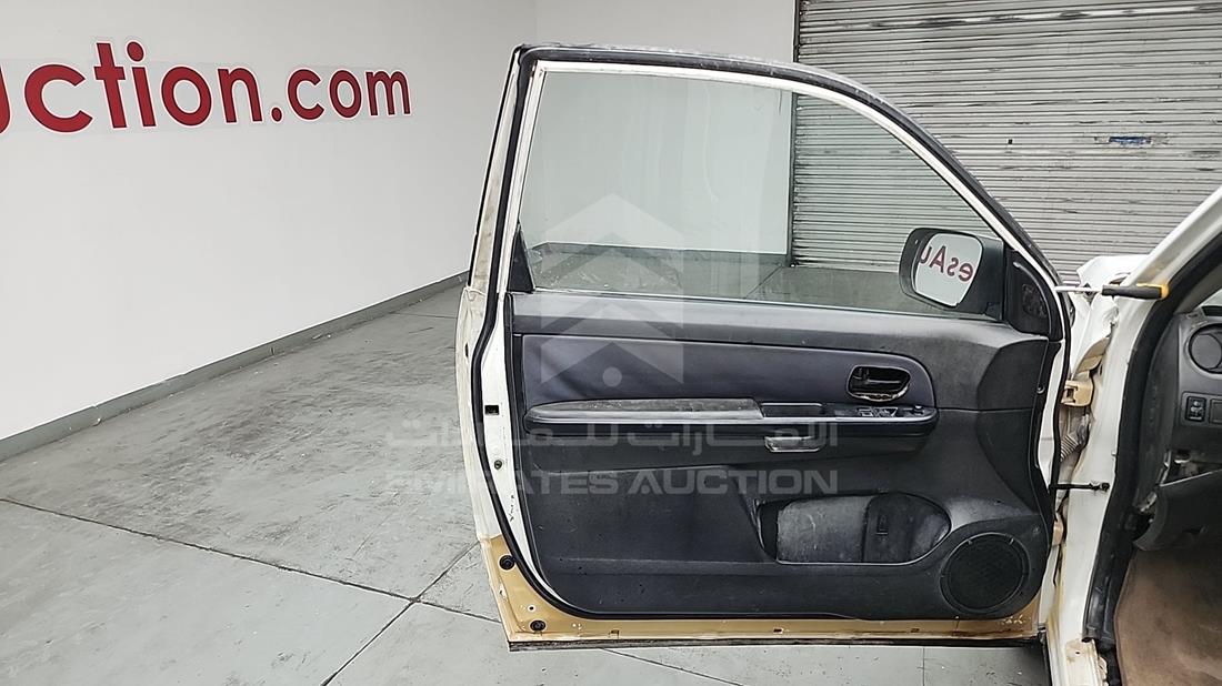 2007 Suzuki Grand Vitara — Front Left Door — Photo 10
