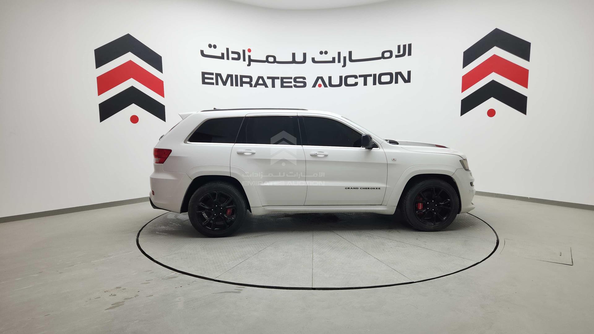 2013 JEEP GRAND CHEROKEE VIN: 1C4RJFDJXDC586172
