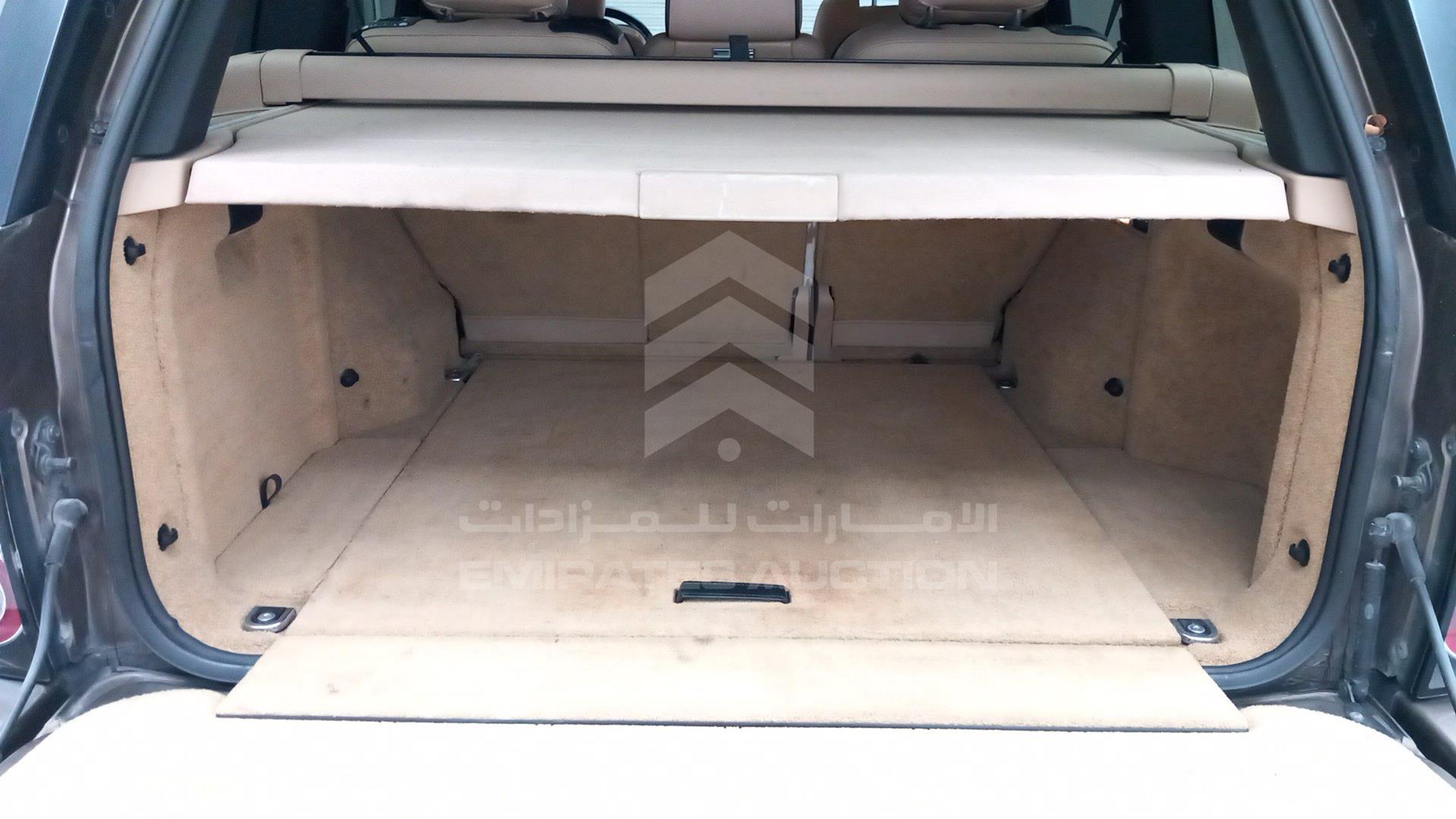 2011 RANGE ROVER VOGUE VIN: SALLMAME4BA335131