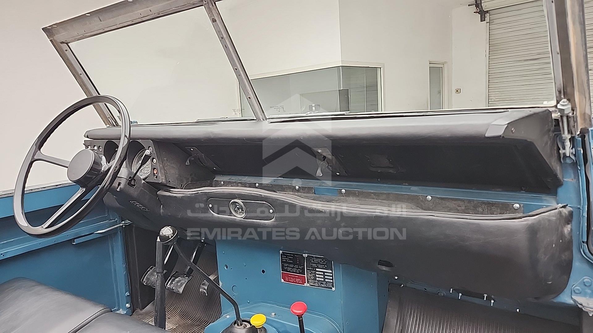 1984 LAND ROVER DEFENDER VIN: 90501351