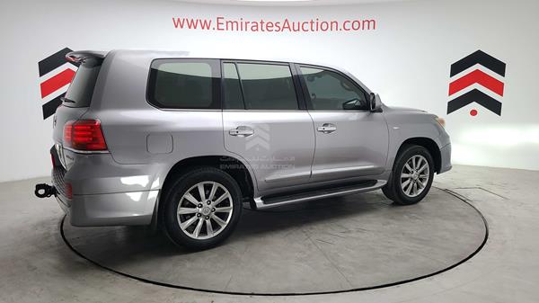 JTJHY00W3A4043674 Lexus LX 570