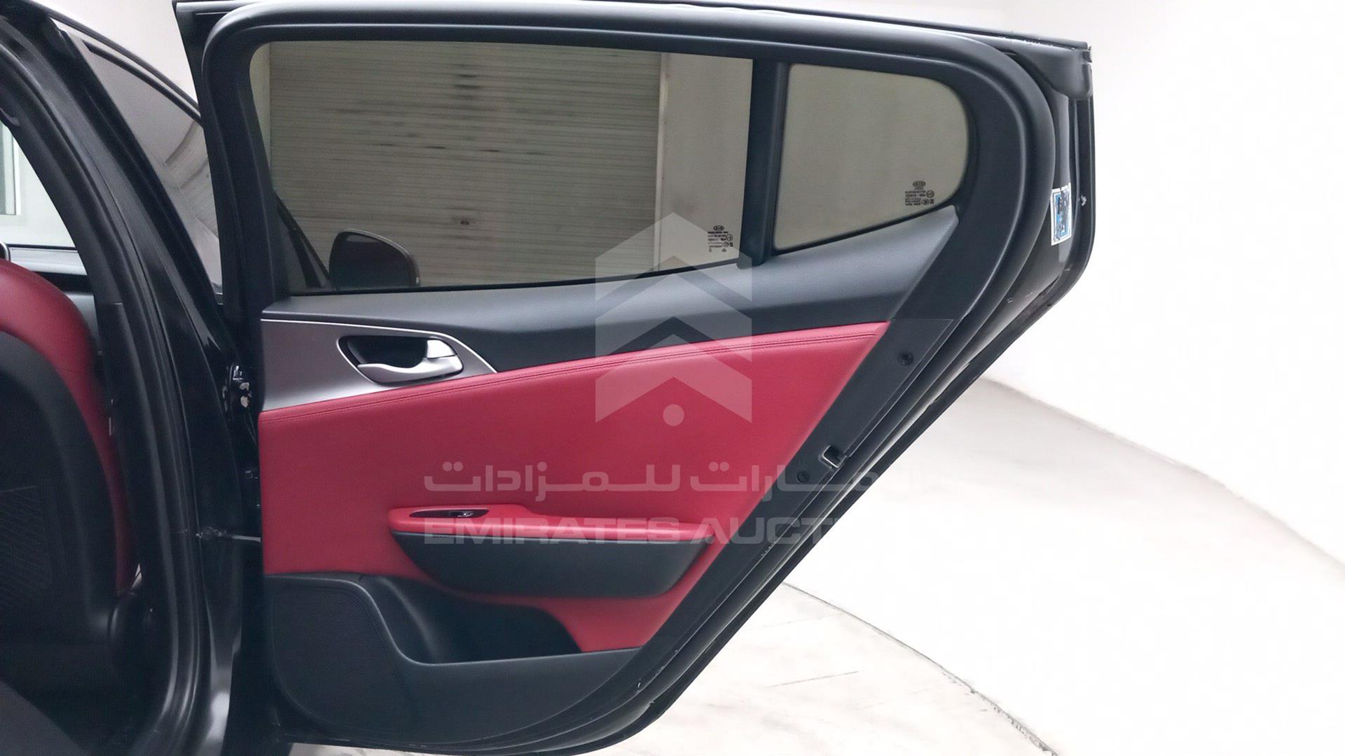 2019 KIA STINGER VIN: KNAE35LC3K6051537