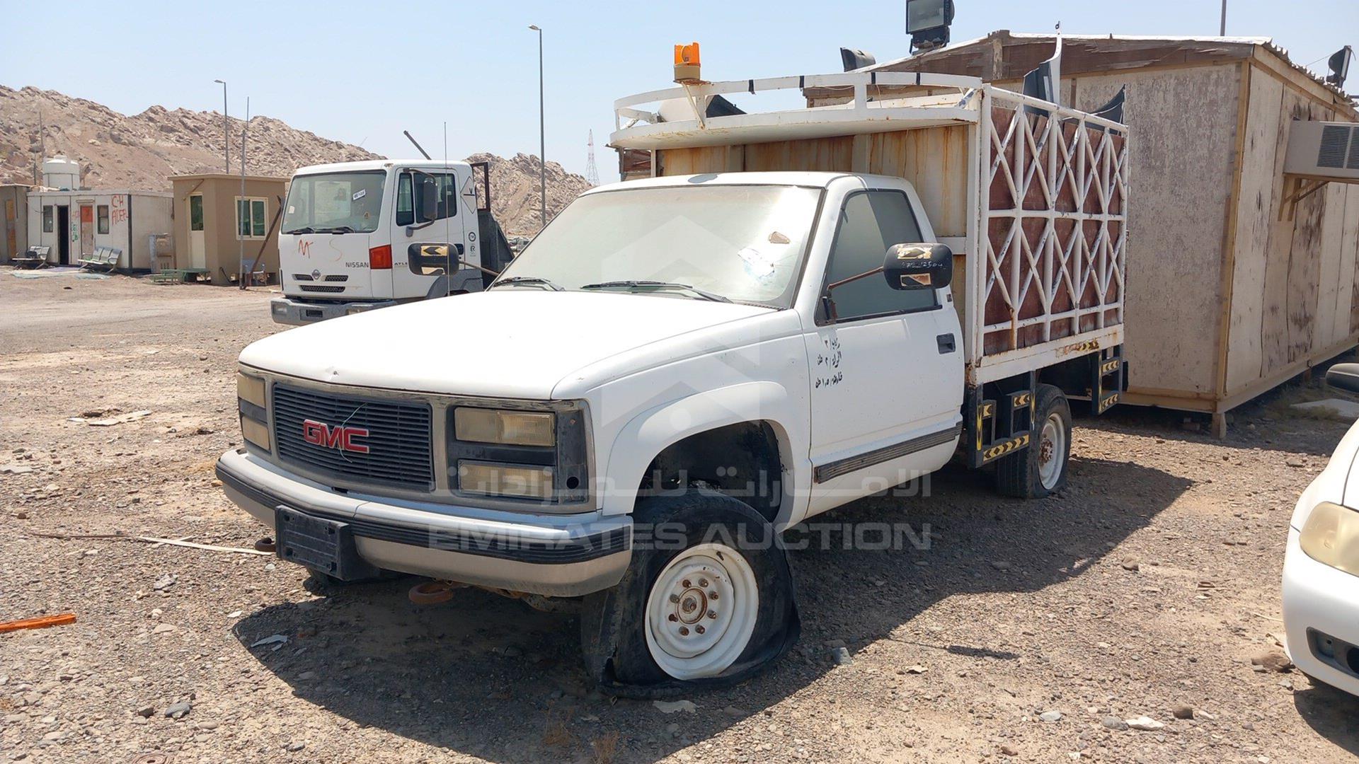 0 GMC --- VIN: 1GTGK34N4LE504333