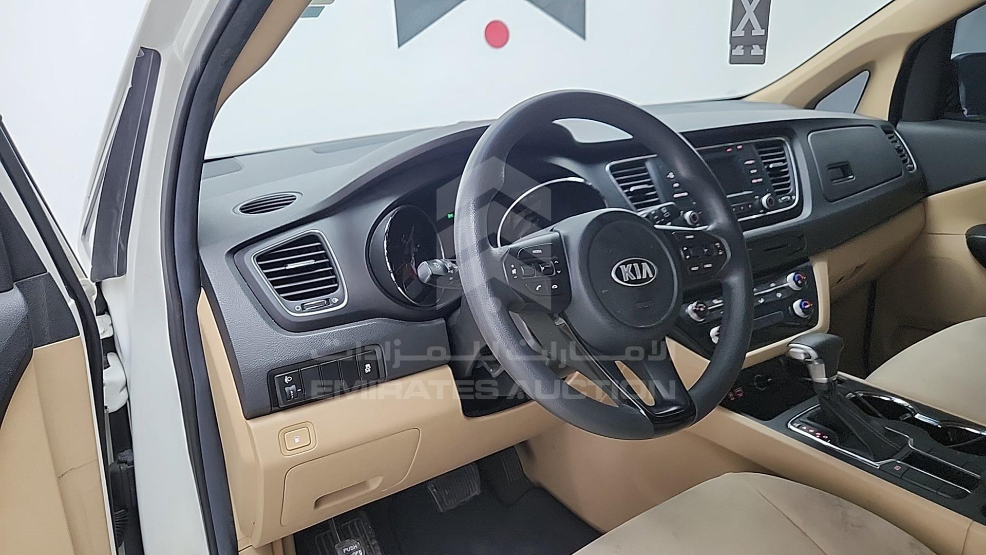 2020 KIA CARNIVAL VIN: KNAMB8123L6623802