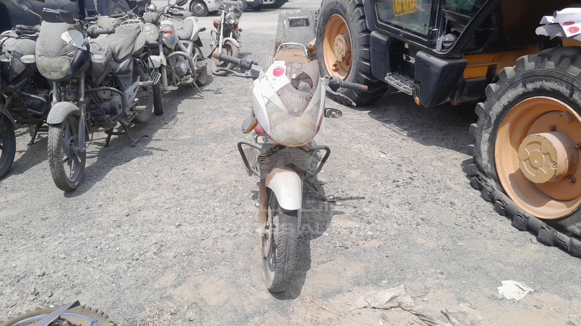 0 BAJAJ PULSAR VIN: MD2DHDJZZNC032759