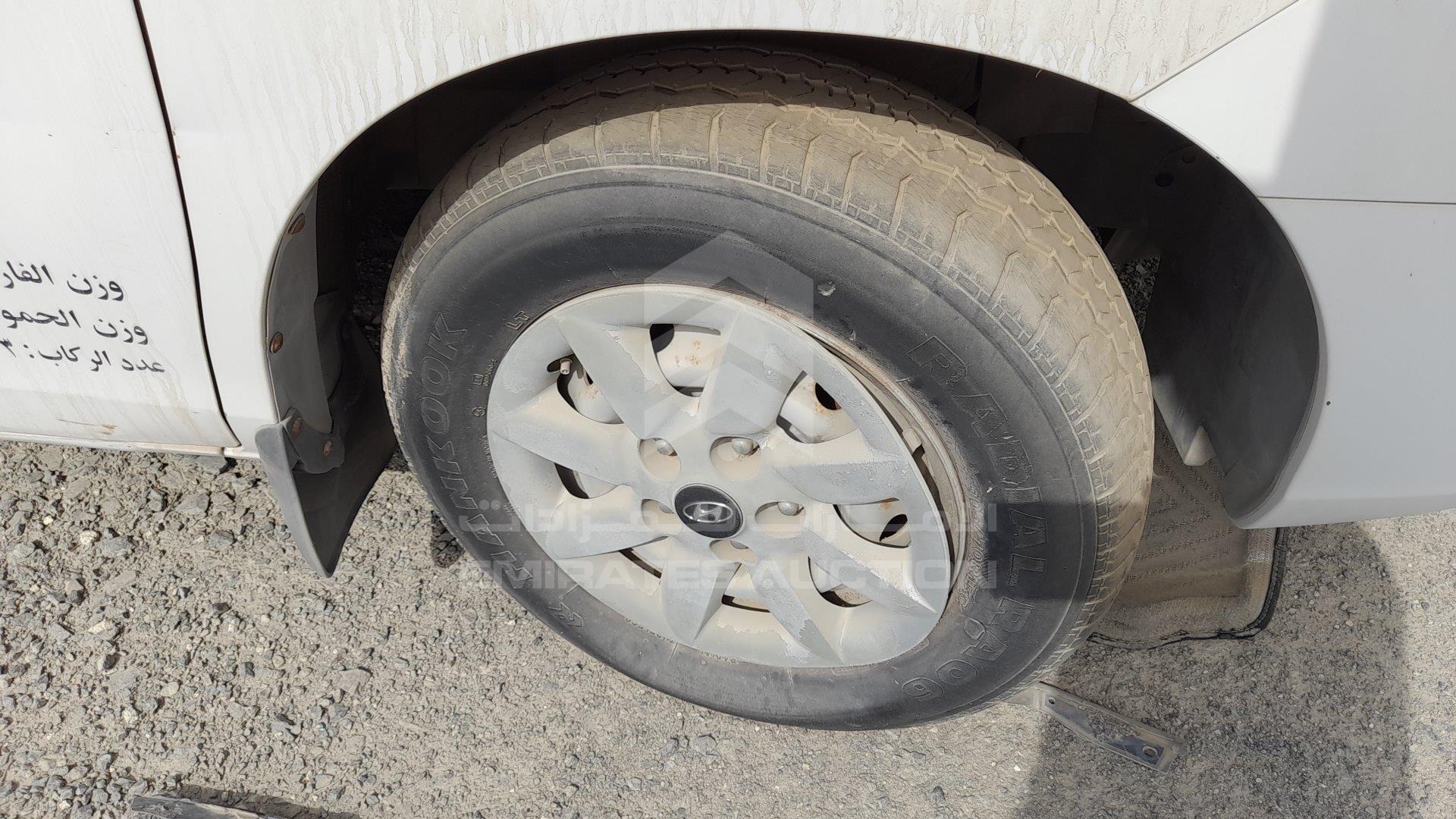 KMJWVH7W36U692660 - 2006 Hyundai H1 - #349822